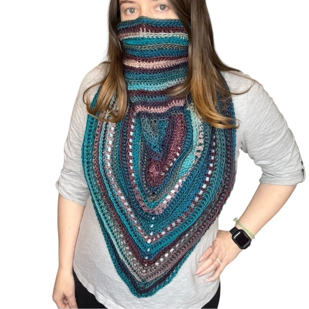 Handcrafted Crochet Cowl Neck Scarf With Fringe New Handmade‎ by Seller Knit